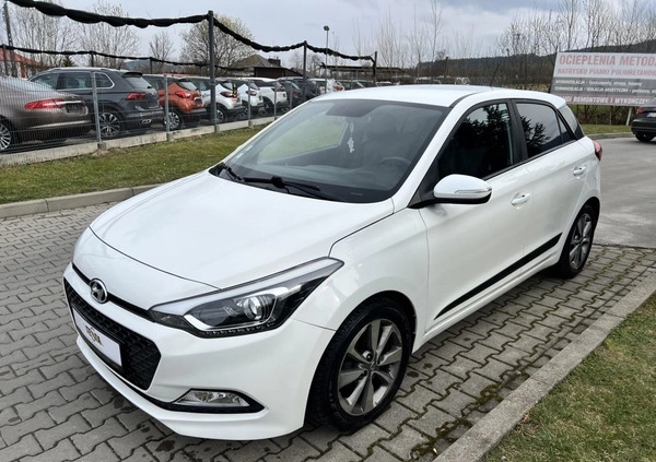 Hyundai i20 cena 37900 przebieg: 121000, rok produkcji 2017 z Kłecko małe 67